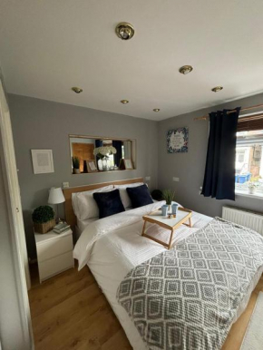 Amazing EN-SUITE Apartment in Finchley Central